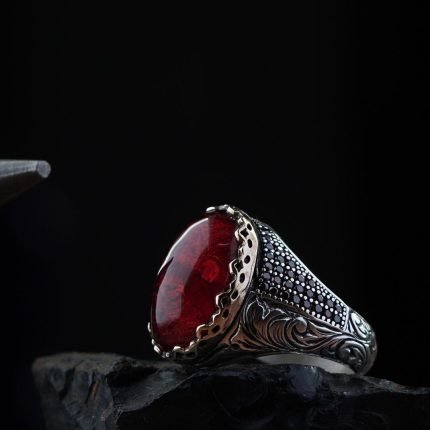 Garnet Modeli Gümüş Yüzük