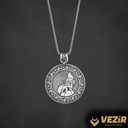 Gravür Gümüş Madalyon Kolye