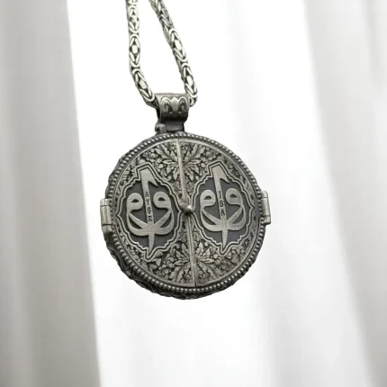 Elif Vav kapaklı Madalyon Kolye